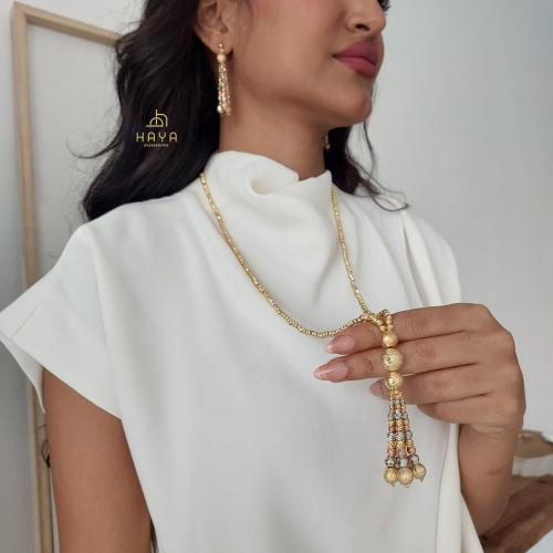 طـقـم فــاخـر (سلسال طويـل بألوان عدة + حـلق)