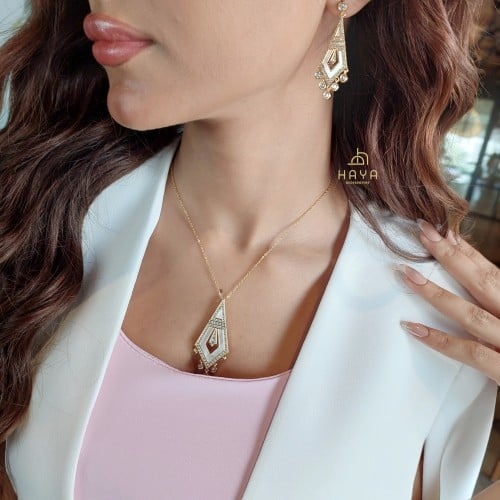 طقم (سلسال + حلق) مطليين