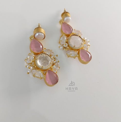 حلق مطلي مشغول يدويا.. ومزين باحجار رائعة