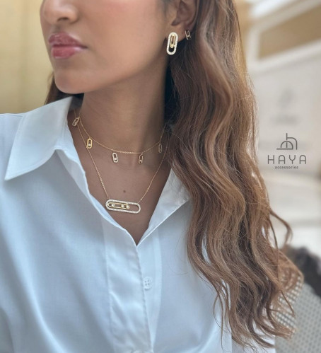 طقم (سلسال تشوكر قصير + حلق) مطليين ومزينين بالزري...