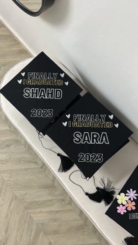 قبعة تخرج ( مع امكانية تغيير الاسم )