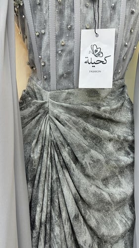 فستان سهرة مطرز