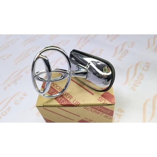 علامة كبوت لاندكروزر 90 - 97 فضي