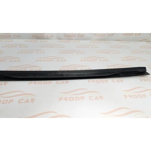 وصلة زجاج رفرف خلفي يمين لاندكروزر 98-2007 اصلي