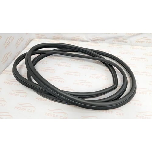 جلدة شنطة لاندكروزر 90 - 97 اصلي