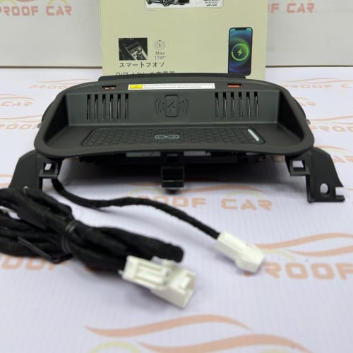 شاحن لاسلكي كورولا 2020 الى 2023