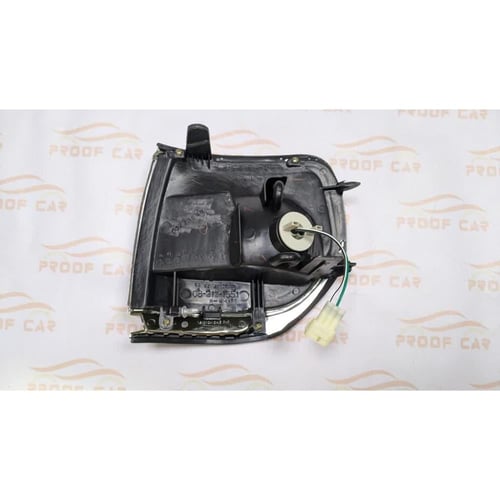 اصطب ركن لاندكروزر 90 - 97 ذهبي ديبو