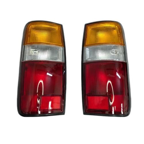 طقم اصطب خلفي لاندكروزر 90 - 97 تايوان