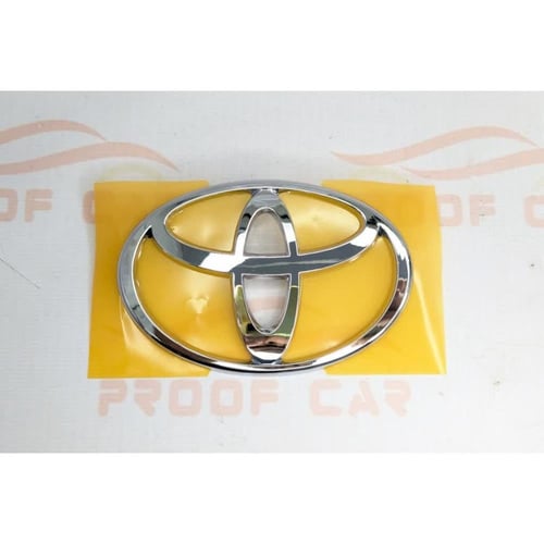 علامة تويوتا خلفية لاندكروزر 90-97 فضي اصلي