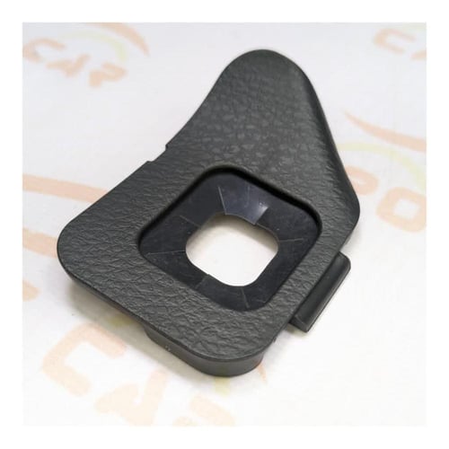 غطاء مثبت كورولا 2014 - 2019 يارس 2018 - 2021 اصلي