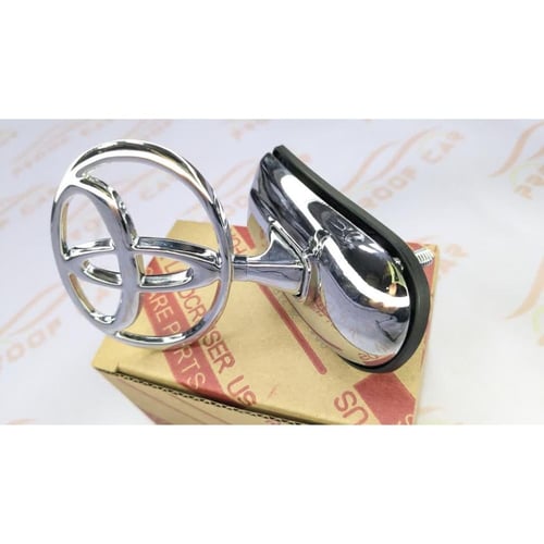 علامة كبوت لاندكروزر 90 - 97 فضي