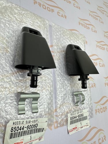 مرشات شمعات لاندكروزر 98 الى 2007 اصلي