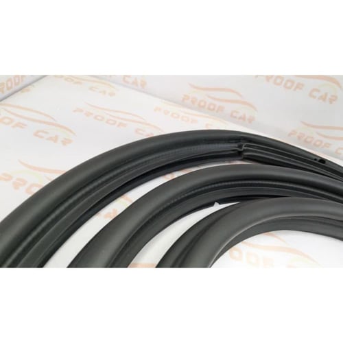 جلدة باب الشنطة لاندكروزر 98-2007 اصلي / تجاري