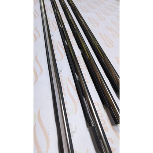 مساطر زجاج لاندكروزر 90 - 97 كروم / اسود