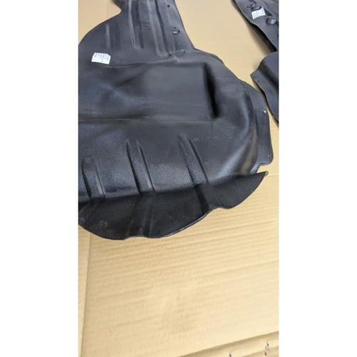 بطانة خلف الكشافات لاندكروزر لكزس LX470 موديل 98 -...