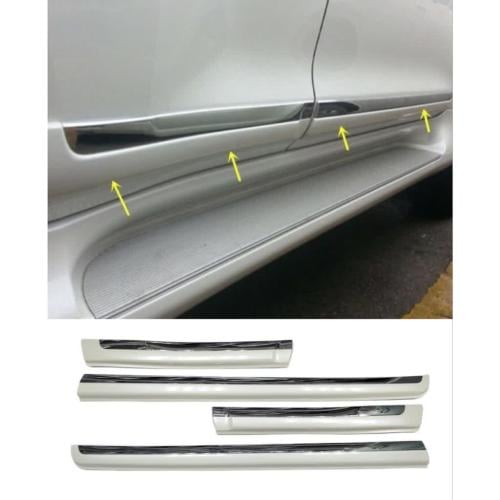 جلد وسط الباب برادو 2010 - 2016 ابيض لولي مع كروم