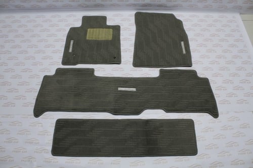 فرشات ارضيه لاندكروزر 2008 الى 2011 اصلي