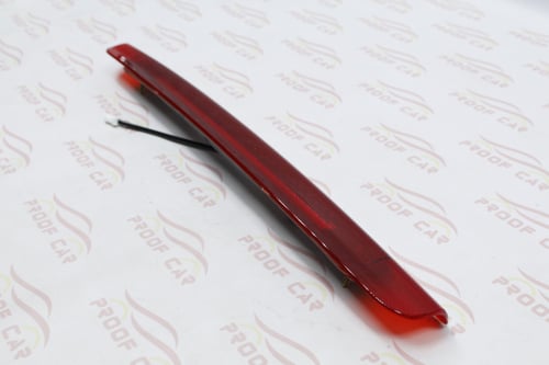 لمبة فرامل لاندكروزر 98 الى 2007 بدل الجناح