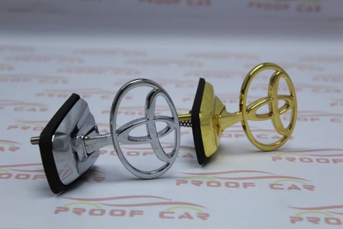 علامة كبوت لاندكروزر 98 الى 2007 فضي