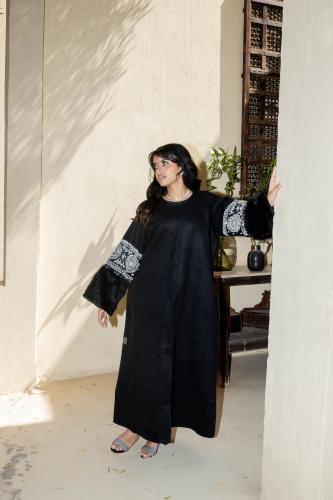 عباية نجلاء