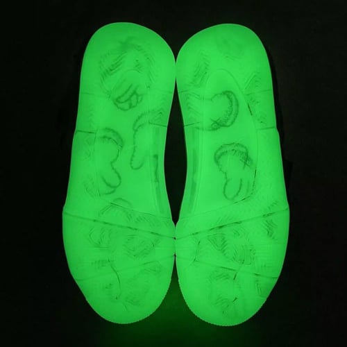 KAWS X AIR JORDAN 4 RETRO 'COOL GREY'