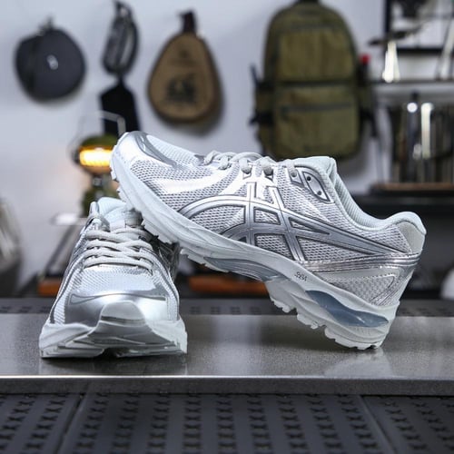 GEL FLUX 4 'LIGHT GREY SILVER'