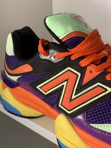شوز نيوبالانس ملون