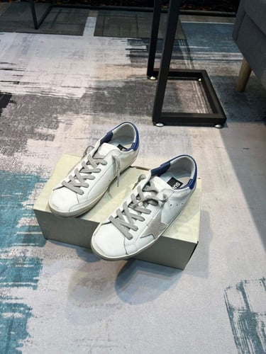 Golden Goose Superstar sneakers