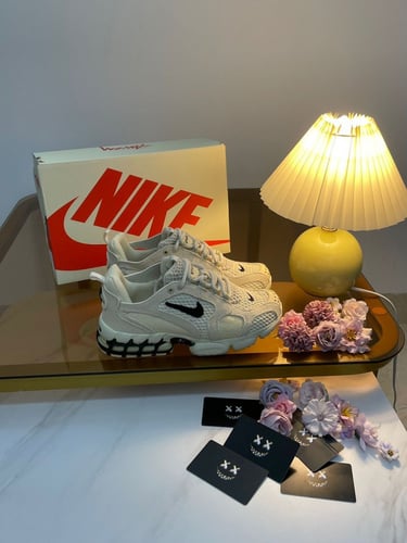 STUSSY X AIR ZOOM SPIRIDON CAGED 2 'FOSSIL'