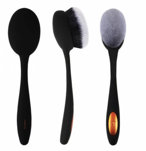 فرشاة بليند بلر فاونديشين من ريل تكنيك