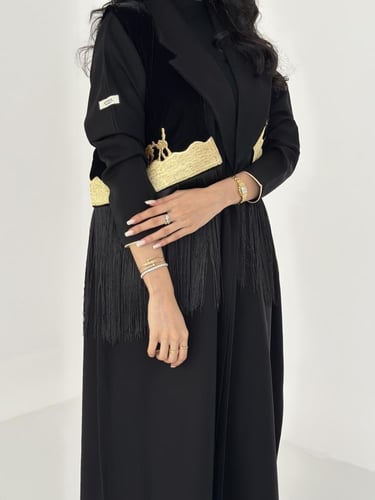 71# عباية التأسيس قماش كريب مع سديري مخمل بتطريز و...