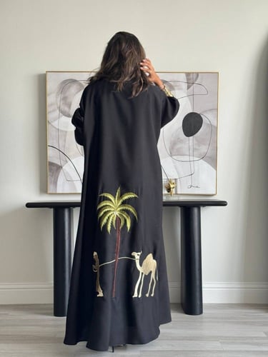 #41 عباية القماش كريب قصة نص كلوش مع شال تل منفصل...