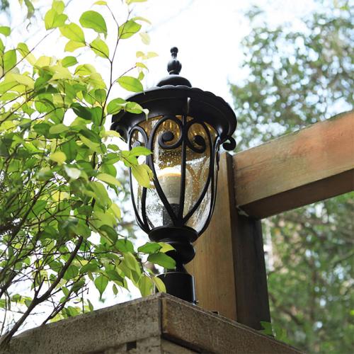 ستاند فوق السور خارجي صغير فورجيه برونز وذهبي غامق...