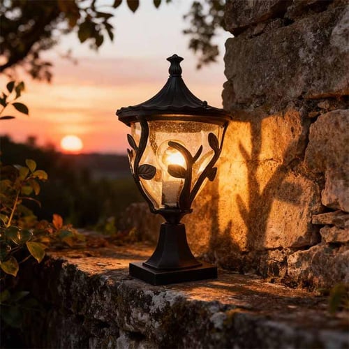 فوق السور ورود أسود وزجاج مفرغ مقاسين مختلفين 0089...