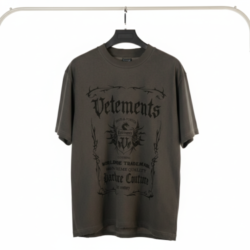 T-shirt Vitments "Gothic Logo" in charcoal gray color