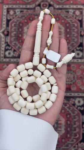 عاج فيل صنوبري