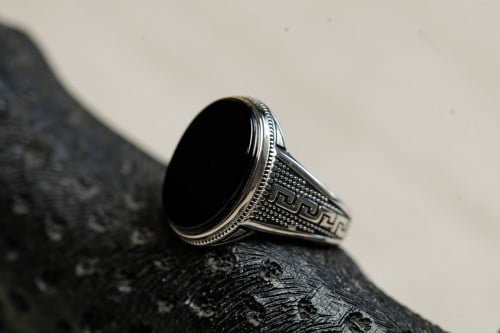 خاتم ملكي C-02