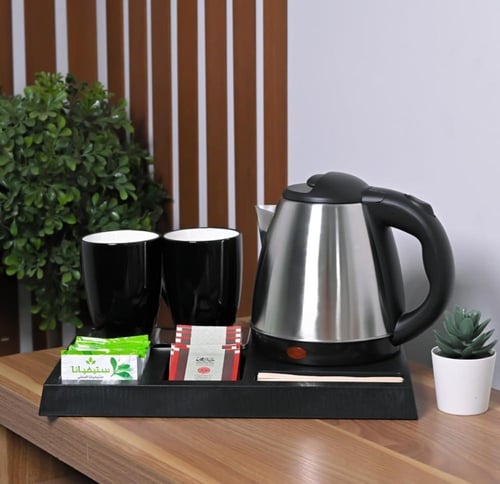 غلاية ماء كهربائية 1.2 لتر – 1350 واط مع طقم أكواب...