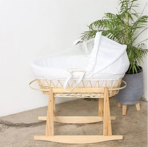 سرير سلة موسى لأطفال حديث الولادة و قاعدة هزاز خشب...