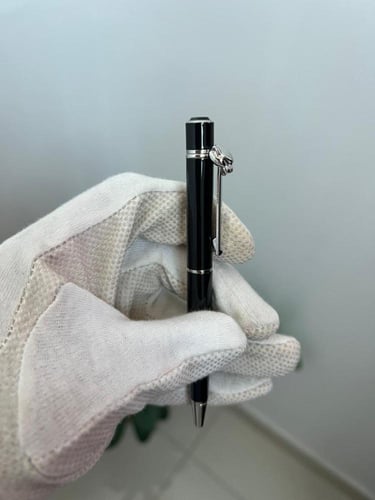 قلم كارتيه بانتير (أسود)