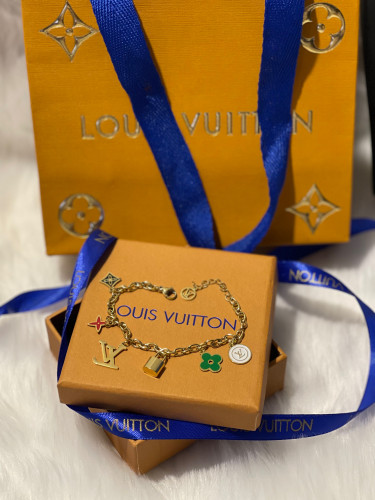 أسورة نسائي LV 01