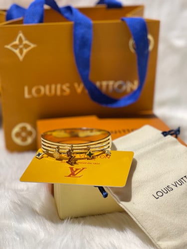 اسوره LV نسائي