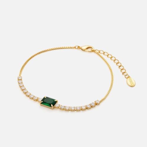 ‎ اسوارة نسائية بتصميم أنيق بلون ذهبي