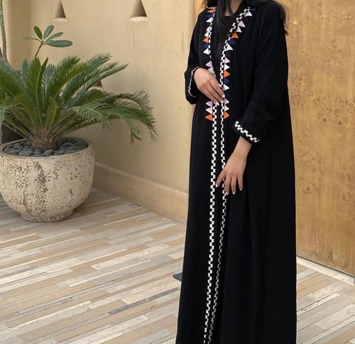 عباية سوداء عملية - 053