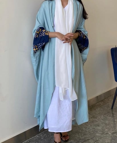 عباية كريب مغسول مع فستان - 069