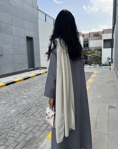 سوت رمادي - 171