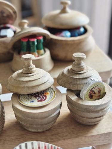 علبة خشبية بغطاء