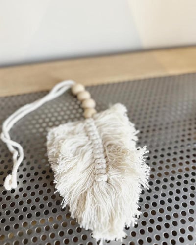 تعليقة مكرمية