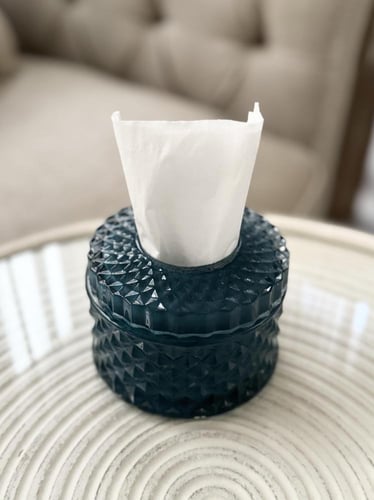 علبة منديل زجاج أزرق