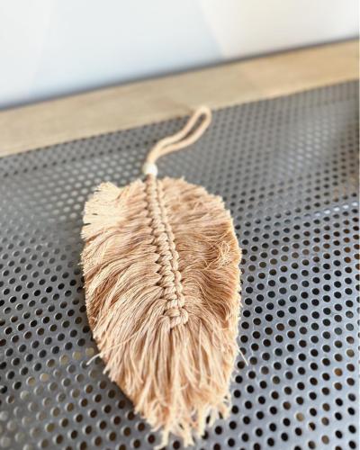 تعليقة مكرمية